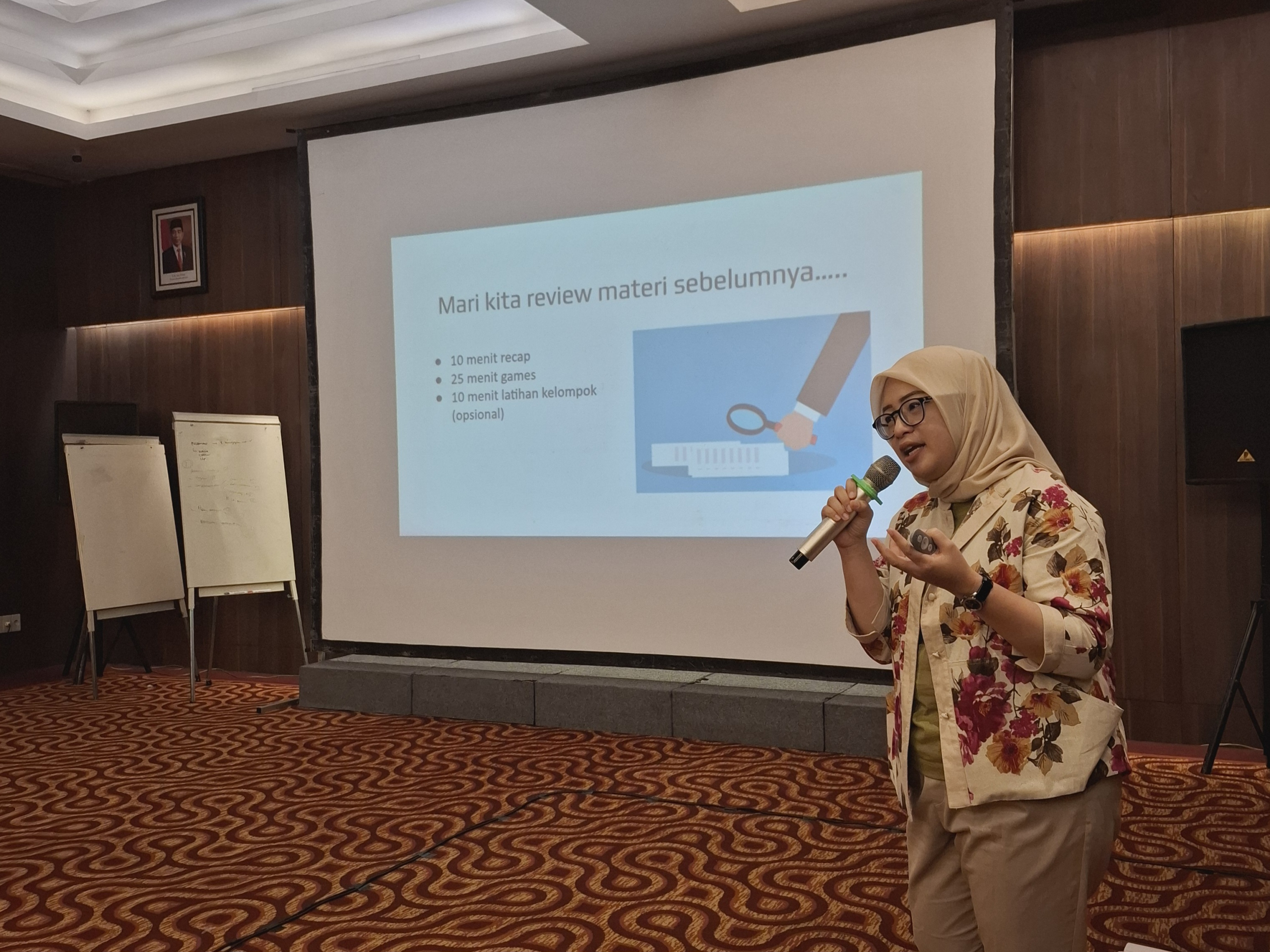 dr. Vicka Oktaria, MPH., PhD., FRSPH - Materi Mengatasi Misinformasi