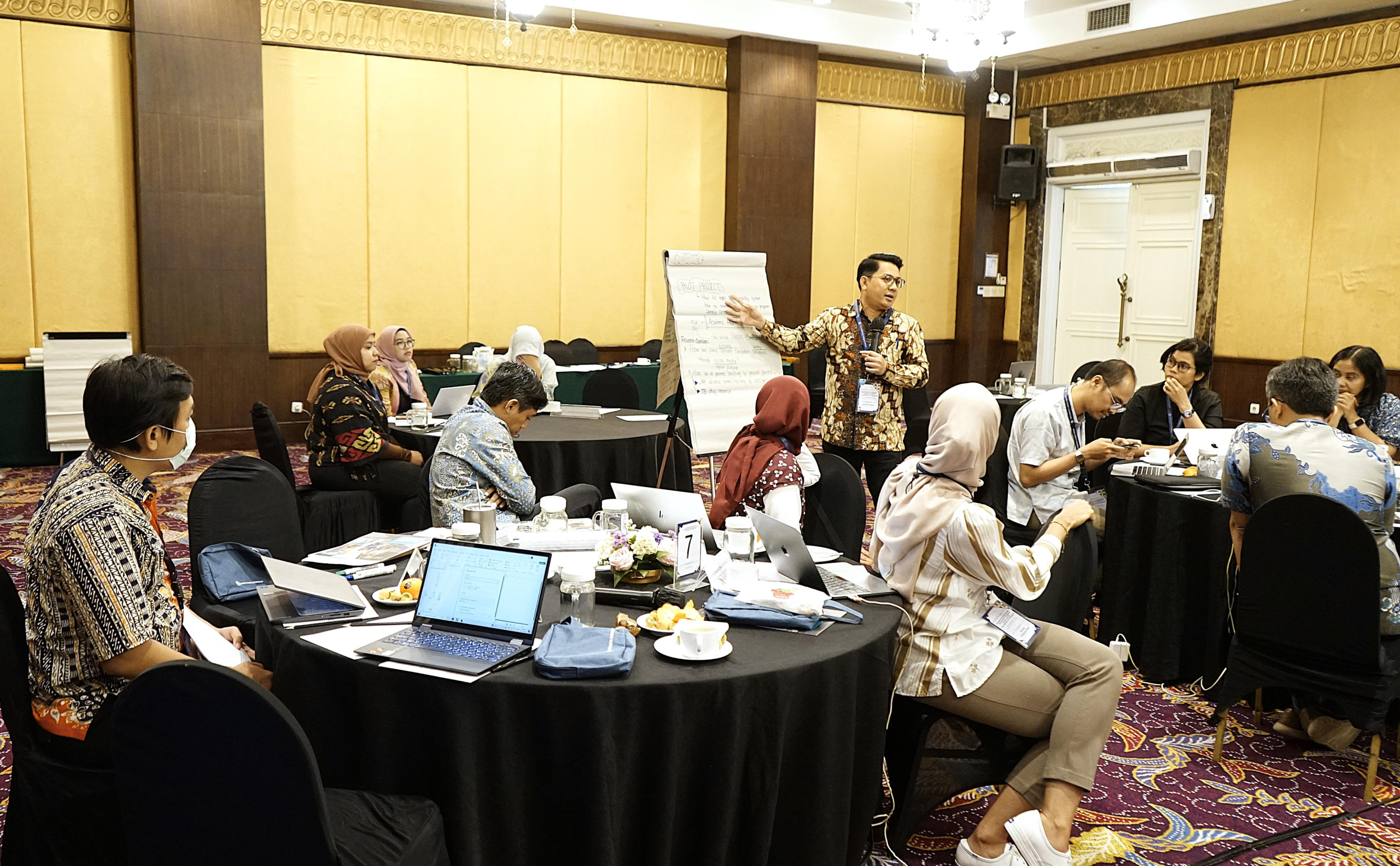 Sesi pemaparan materi bersama peserta Melbourne Children's Global Health Collaboration Workshop